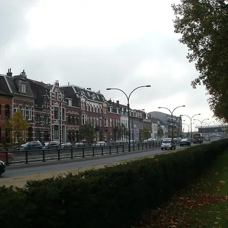 Op de Burg-2