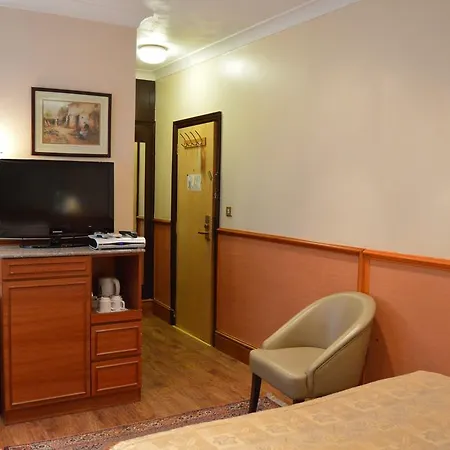 Holiday Villa Hotel-2
