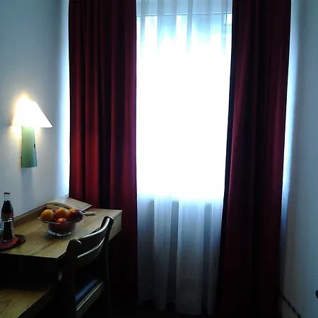 S&L Hotel Neuss-3