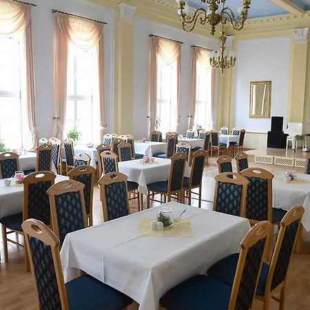 Hotel garni Goldene Henne-3