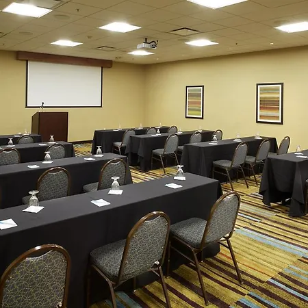 Fairfield Inn & Suites By Marriott Cleveland Beachwood-2
