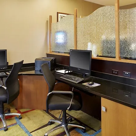Fairfield Inn & Suites By Marriott Cleveland Beachwood-3