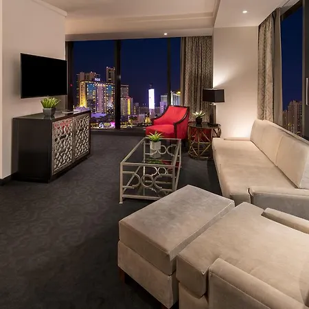 Lucky Dragon Hotel-2