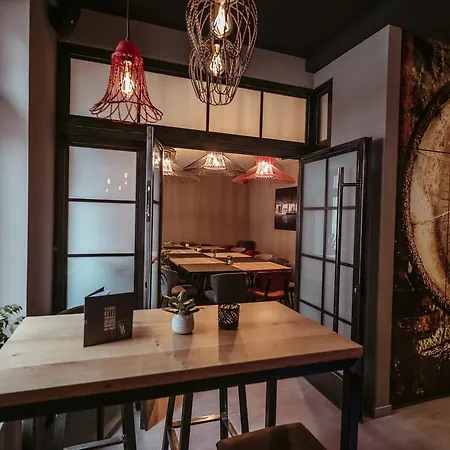 Alexxanders Hotel & Boardinghouse, Restaurant-3