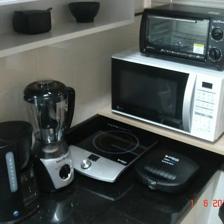 Wall Street Flat Service-2