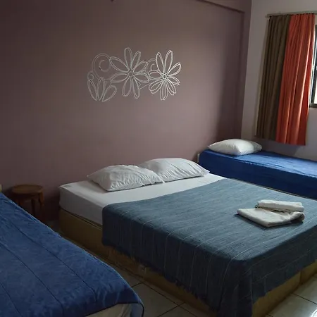 50 Hotel-3