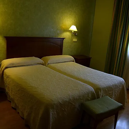 Hotel Mercedes-2
