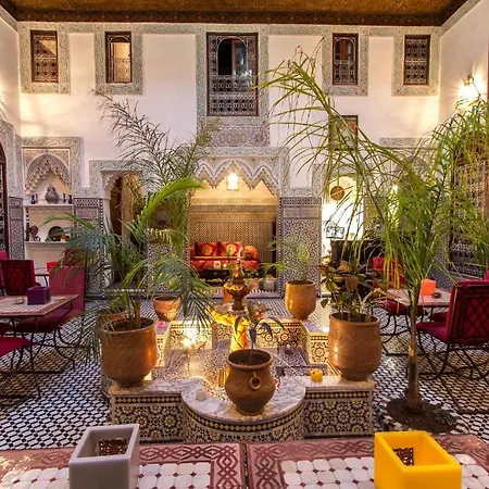 Riad Naila & Suite-2