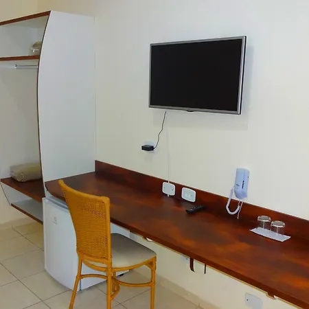 Hotel Monte Carlo Uberaba - Próximo ao Hospital UFTM , Hospital Dr Hélio Angotti e Hospital Regional Uberaba-3