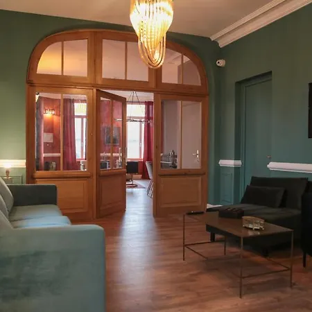 Hotel Des Arts-3