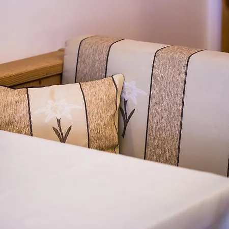 Hotel Restaurant Rosmarie-3
