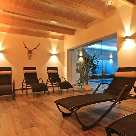 Alpenhotel Weiherbach Berchtesgaden Hallenbad und Sauna-2