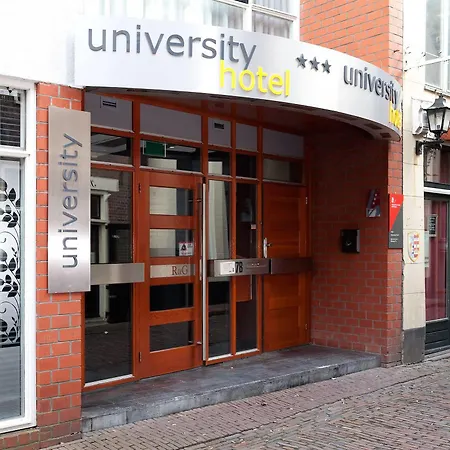 University Hotel-2