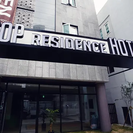 Top Hotel & Residence-2