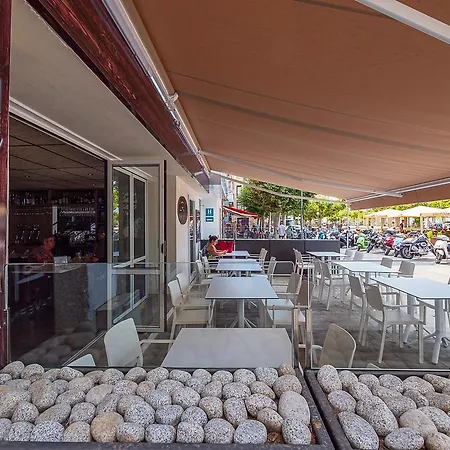 Hotel Vela-3