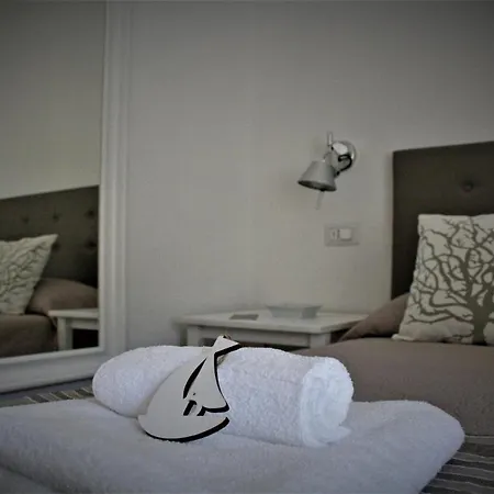 Real Rooms-3