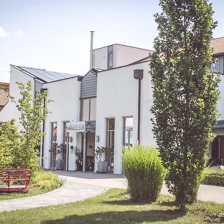 Hotel und Appartementhof Waldeck-2