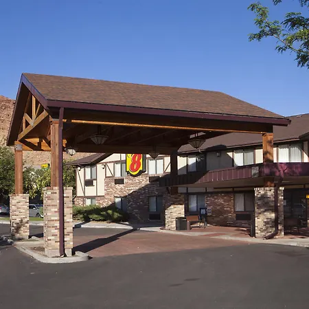 Super 8 By Wyndham Moab-3