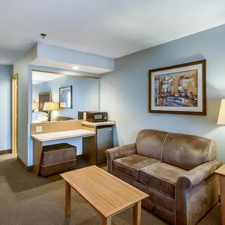 Red Lion Inn & Suites Seaside-3