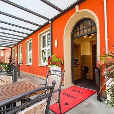 Hotel Löwen Garni - B&B-3