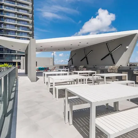 The Guild Downtown Miami-3
