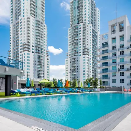 The Guild Downtown Miami-2