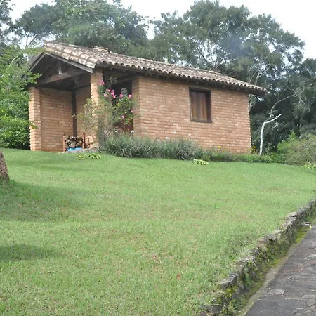Repousada Chalés-3