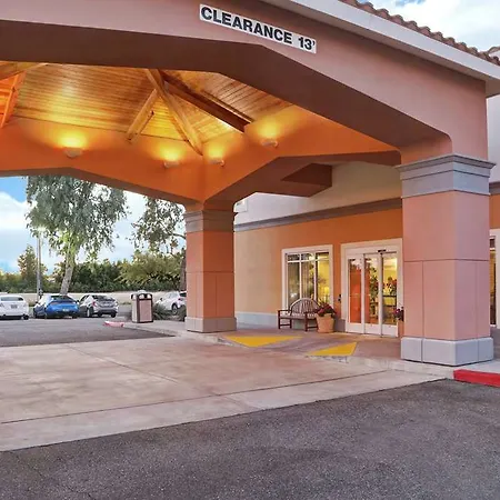 Homewood Suites Phoenix-Scottsdale-2