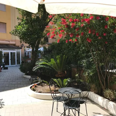 Hotel Riviera Varazze-3