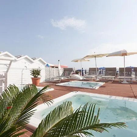 Riccione Beach Hotel - Enjoy your Summer - con parco acquatico incluso-2