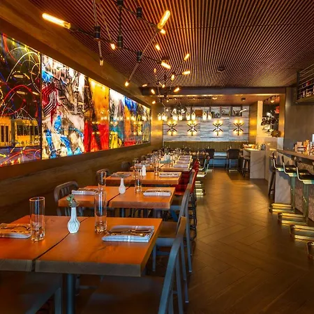 Silver Cloud Hotel - Portland-3