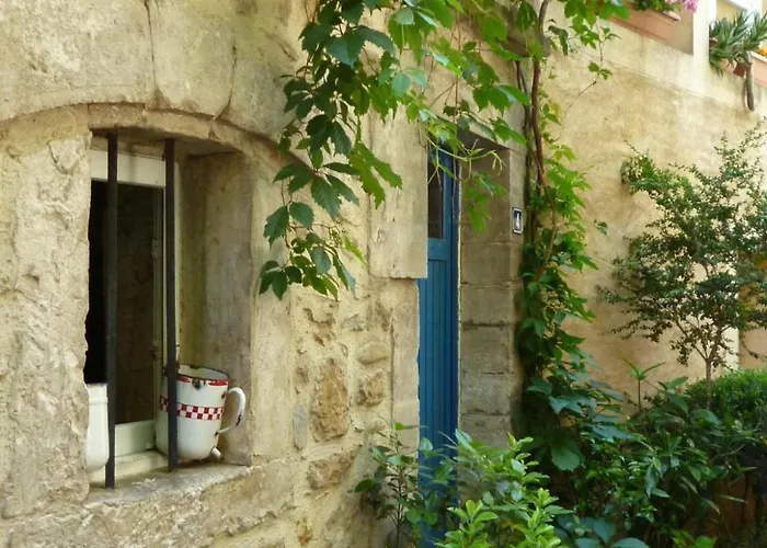 Chambres du clocher Vallon-Pont-dʼArc