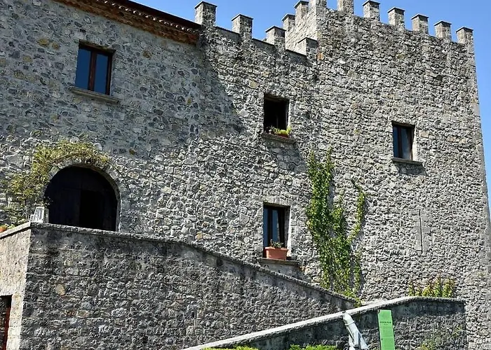 Il Castello dei Principi Sanseverino Viggianello