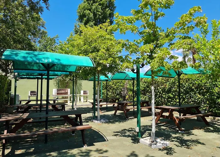 Hotel Mirage Varcaturo