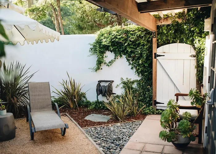 Cottage Inn & Spa