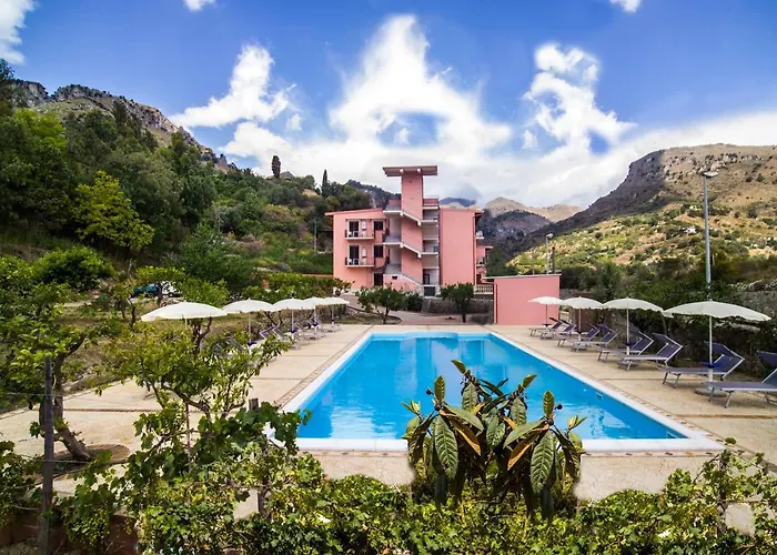 Residence Villa Mare Taormina Letojanni
