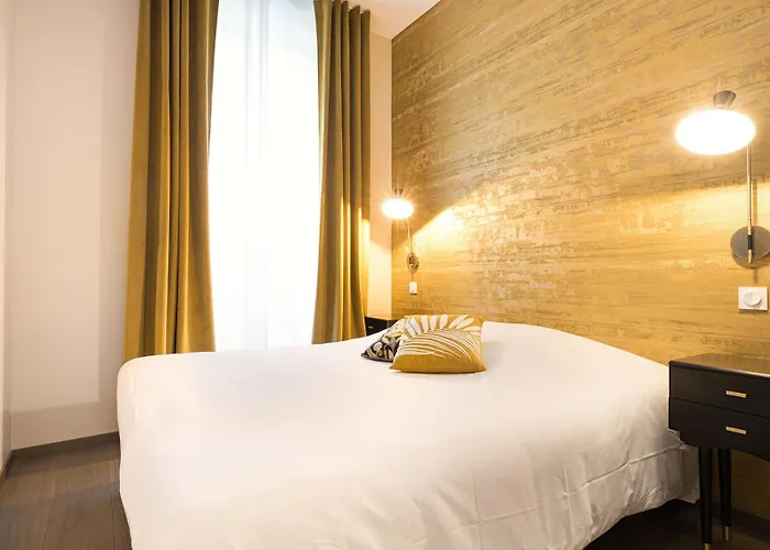 Legend Majestic - Parking Prive Gratuit- Climatisation - Gare - Centre Ville Mâcon