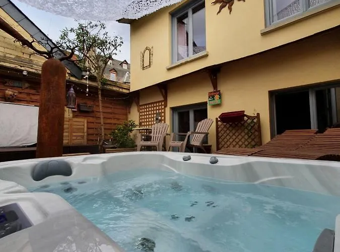 Bed and Breakfast Le Patio de Luchon à Bagnères-de-Luchon