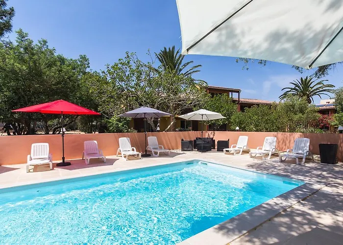 Casa Vecchia Rooms + Apartments