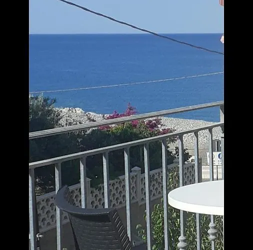 Affittacamere delle rose Roseto Capo Spulico