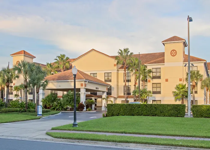 Holiday Inn Express & Suites Clearwater North/Dunedin