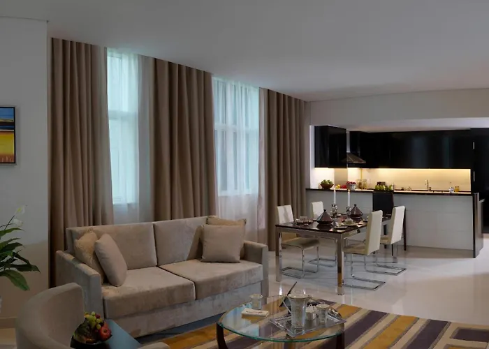 DAMAC Maison Cour Jardin