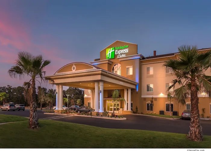 Hampton Inn & Suites Red Bluff
