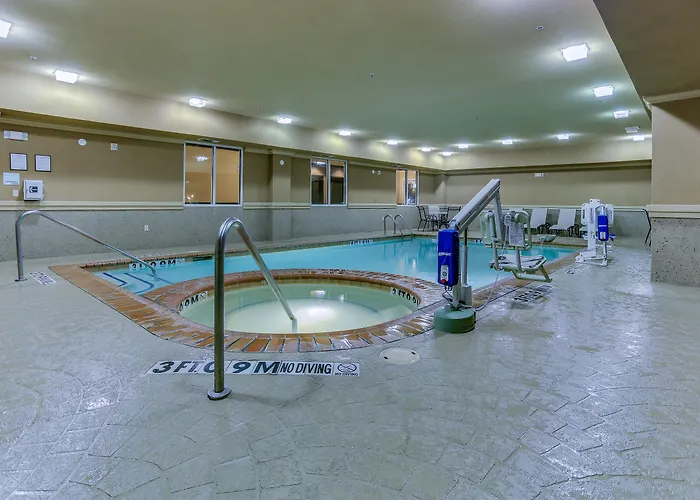Holiday Inn Express Hotel & Suites Huntsville By Ihg