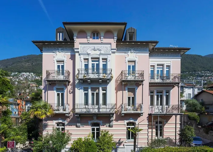 Hotel Alexandra Muralto