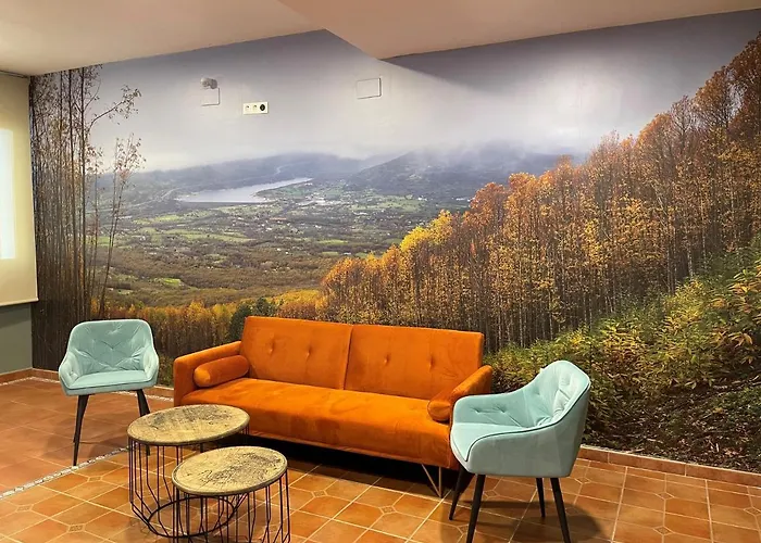 Hostal El Griel NO DISPONEMOS DE RECEPCIÓN FÍSICA Hervás