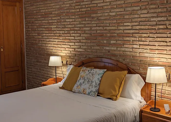 Hotel Moregón Cuacos De Yuste
