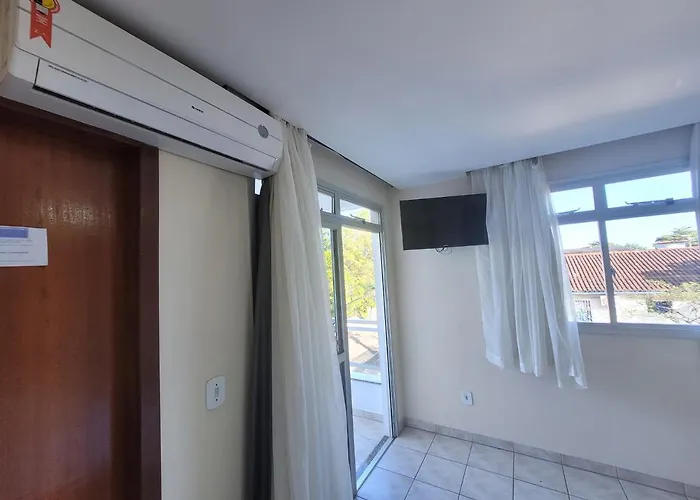 Hotéis centrais de Iriri 