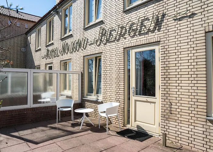 Strandhotel Nassau-Bergen Bergen aan Zee