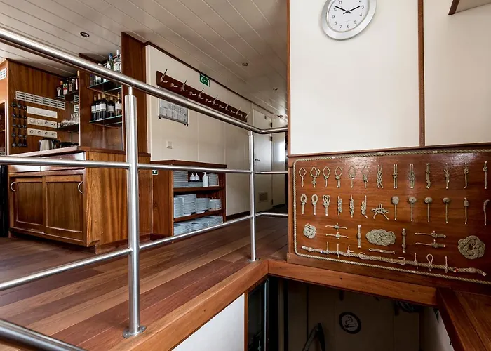 Hotelboat Quo Vadis Groningen